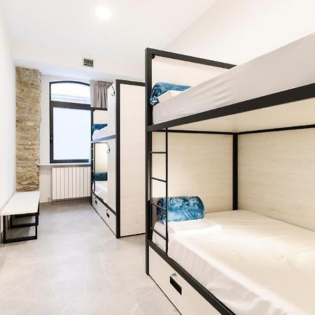 Logune Rooms Vitoria-Gasteiz Bagian luar foto