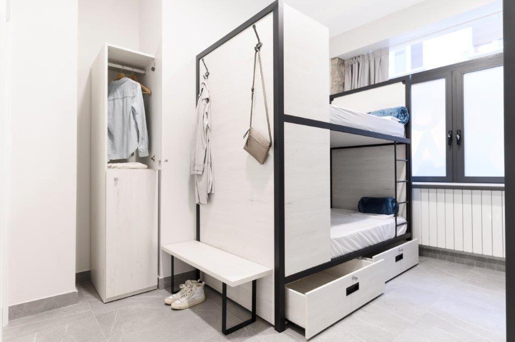 Logune Rooms Vitoria-Gasteiz Bagian luar foto