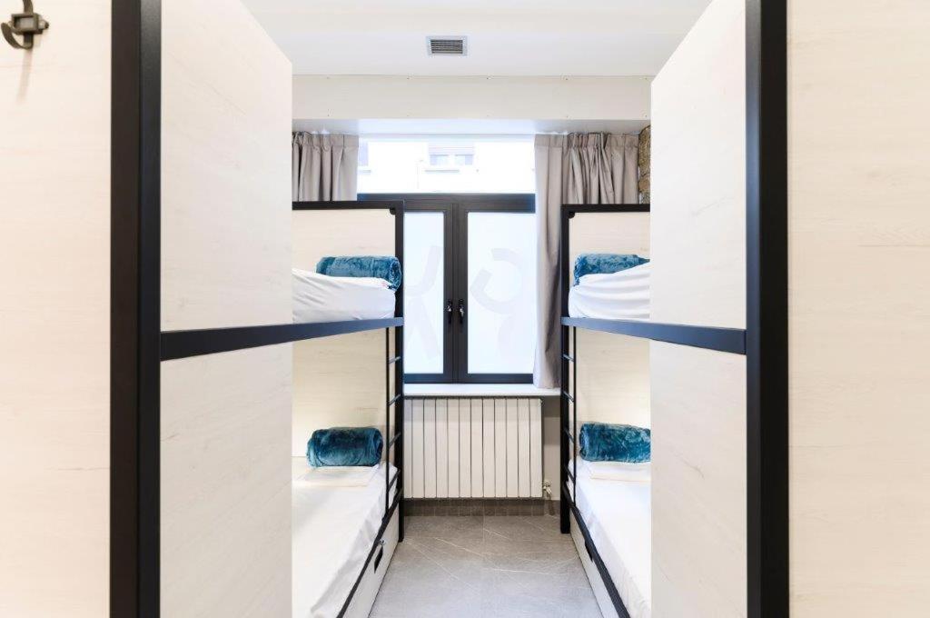 Logune Rooms Vitoria-Gasteiz Bagian luar foto