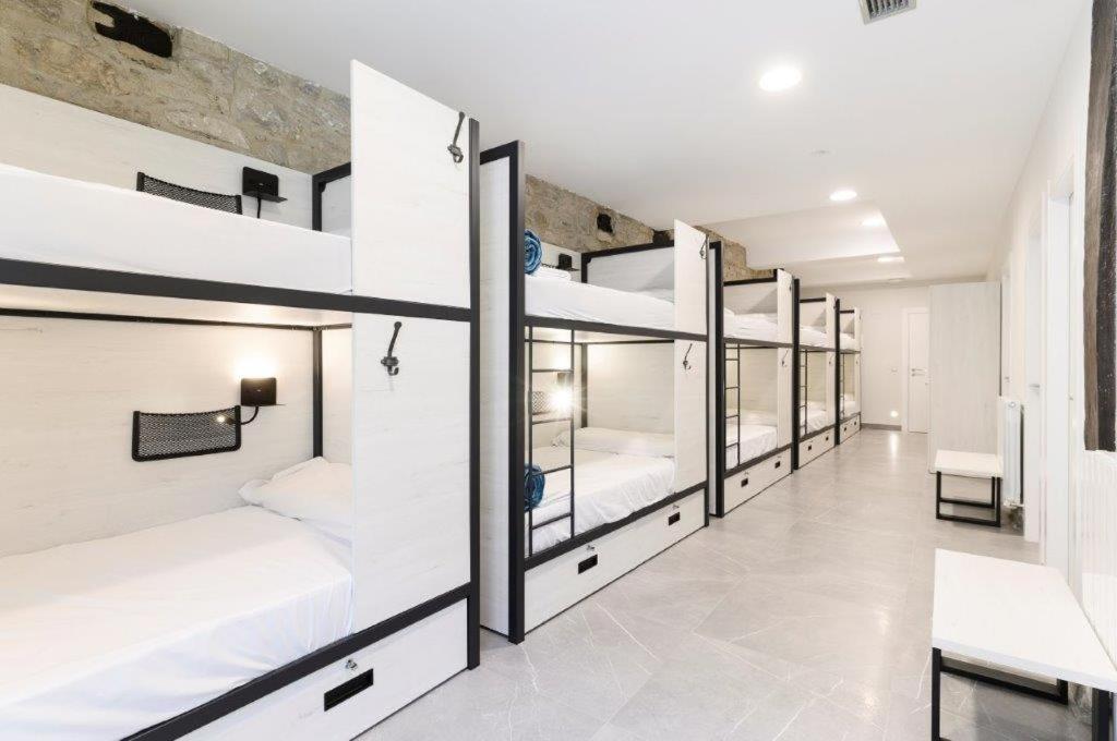 Logune Rooms Vitoria-Gasteiz Bagian luar foto