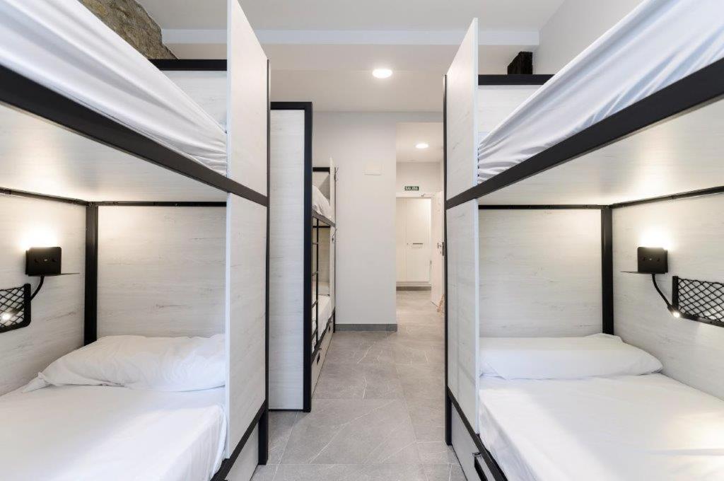 Logune Rooms Vitoria-Gasteiz Bagian luar foto