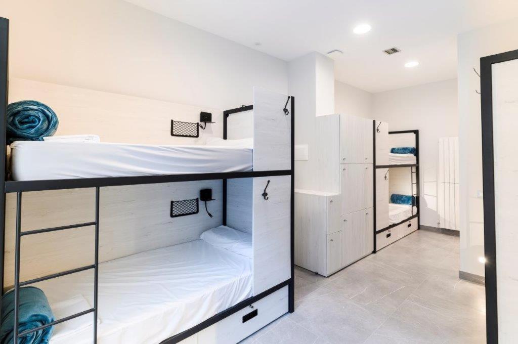 Logune Rooms Vitoria-Gasteiz Bagian luar foto